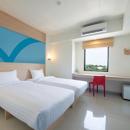 Hop Inn Чумпхон Экстерьер фото